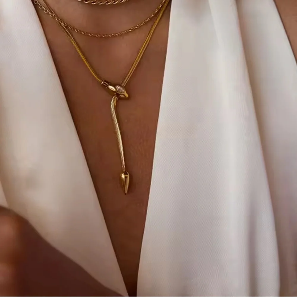 Serpentine Necklace 18K Gold Color Plated Stainless Steel - Picture 5 of 9